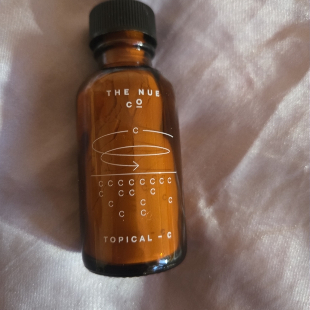 The Nue Co Topical C Serum